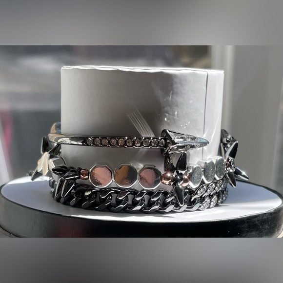 Bomb Party Fall Luxe Stacks 2024 She’s Edgy But Timeless - Picture 6 of 10